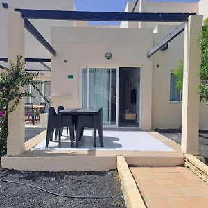 https://apartamento-alisios-1-con-piscina-en-corralejo.in-canary-islands.com